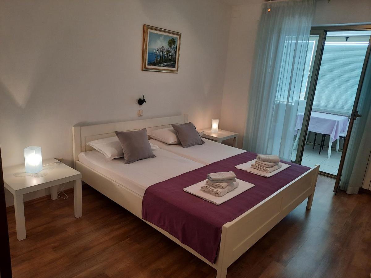 Apartments And Rooms Vinko Barbat na Rabu Экстерьер фото