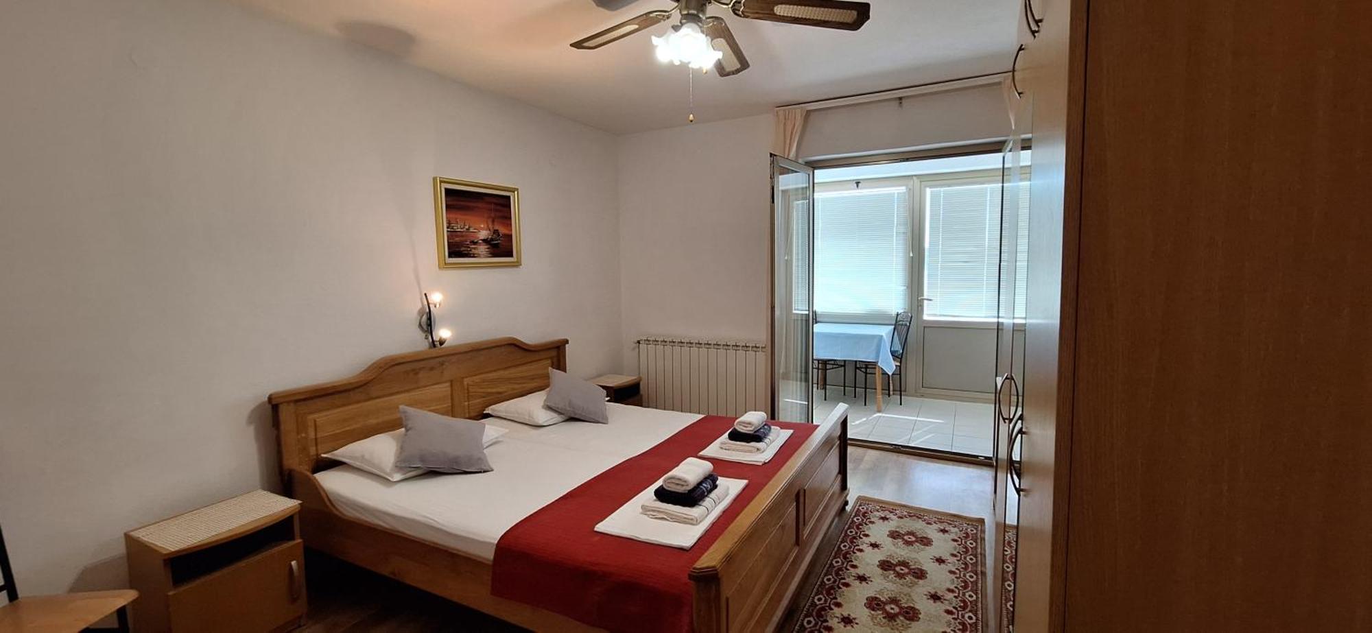 Apartments And Rooms Vinko Barbat na Rabu Экстерьер фото
