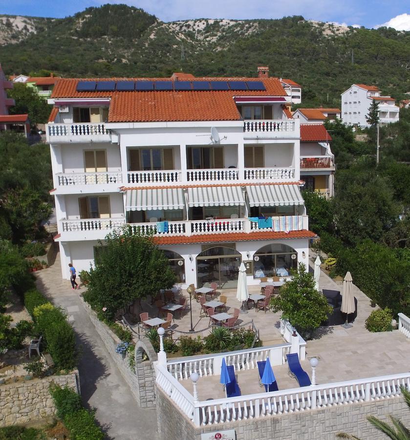 Apartments And Rooms Vinko Barbat na Rabu Экстерьер фото